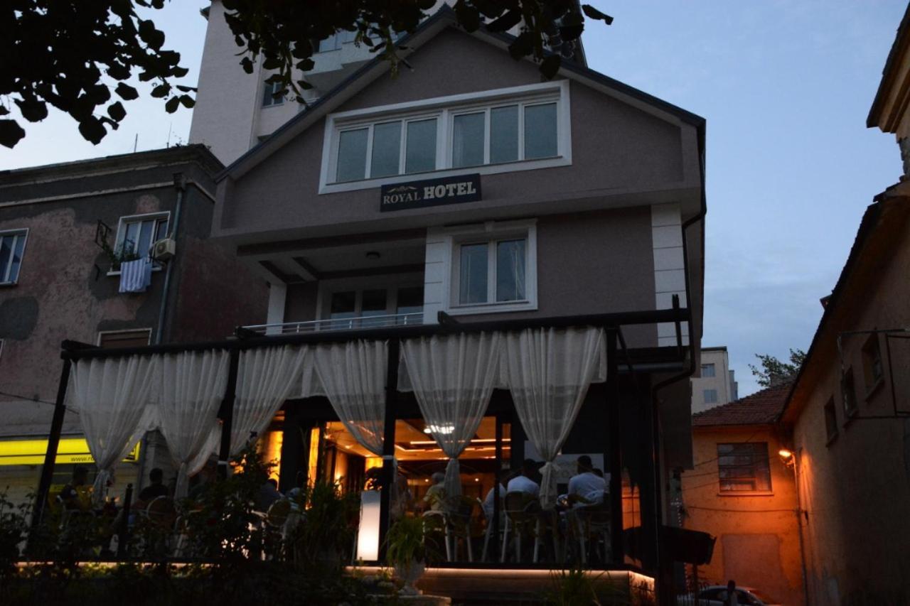 Royal Hotel Peshkopi Albania Exterior foto